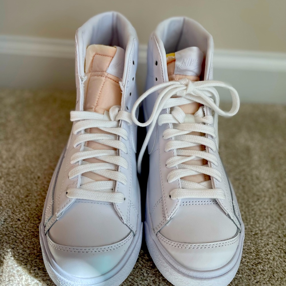 Nike Blazer Mid “77 - Women’s Size 8